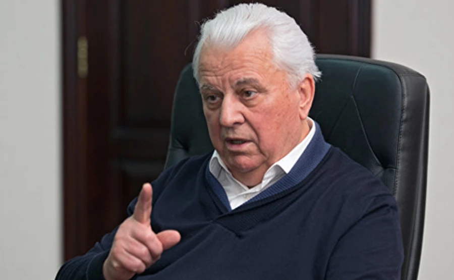 Кравчук считает, что старая власть может скомпрометировать Зеленского