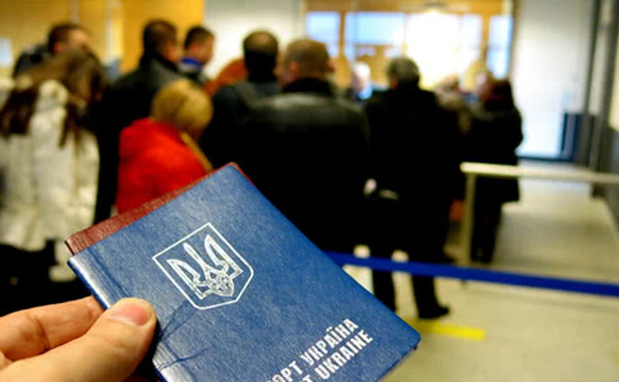 Європарламент розгляне безвізовий механізм лише у січні-2017