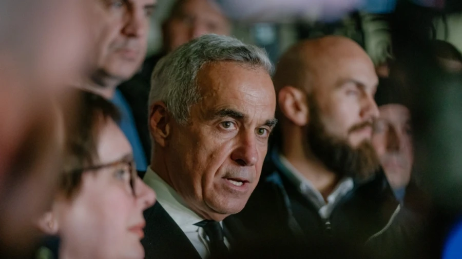 Far-right Romanian presidential candidate attempts to clarify his remarks on Romanian lands in Ukraine