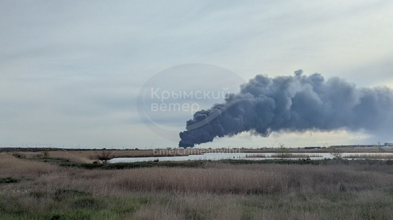 Ukrainian forces attack Russian oil depot in annexed Feodosiia