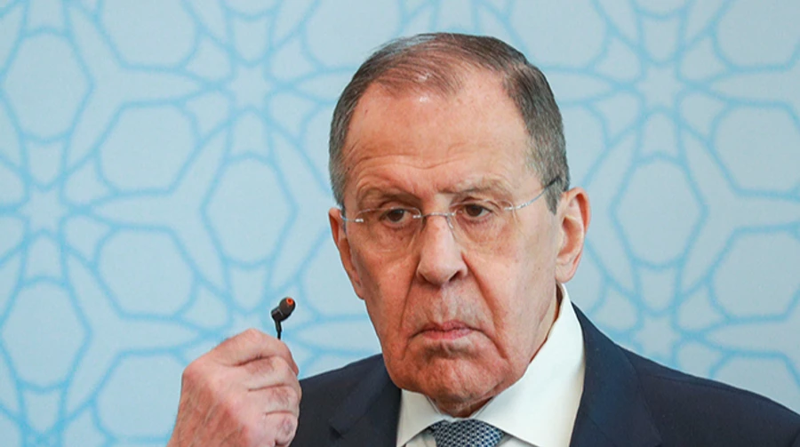 Russian foreign minister complains of threats from NATO countries' activities in the Arctic