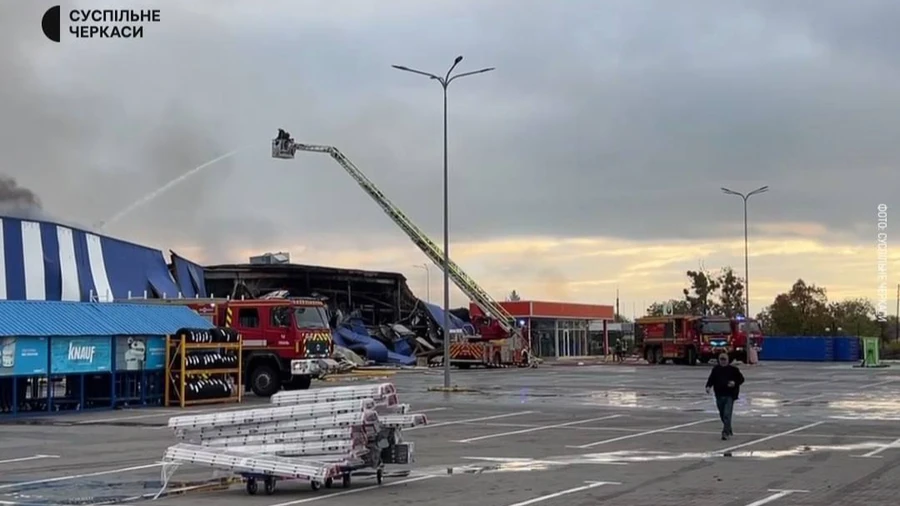 Russia strikes Epicentr home improvement superstore in Uman and businesses in four other oblasts