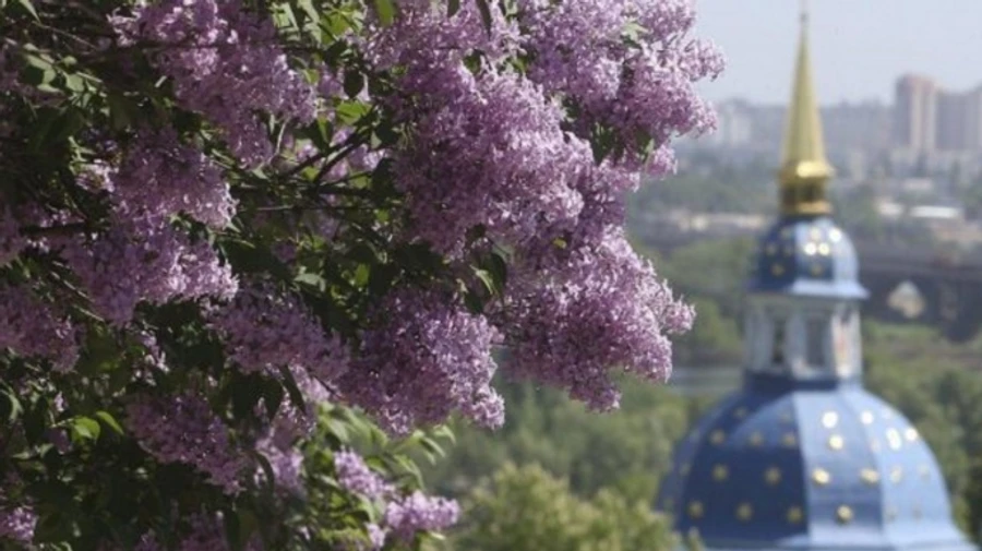 Выходные в Украине будут теплыми и сухими