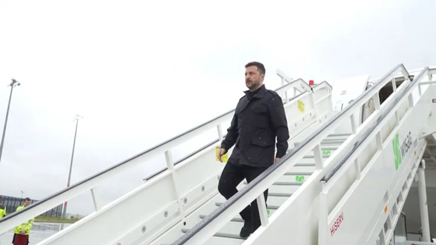 Зеленский прибыл в Германию, где встретится с Мерцом