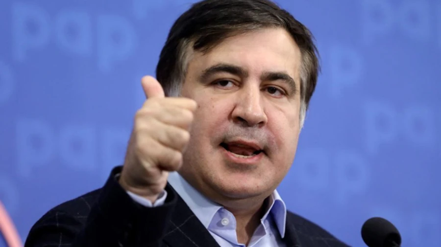 Саакашвілі пішов в онлайн шукати реформаторів