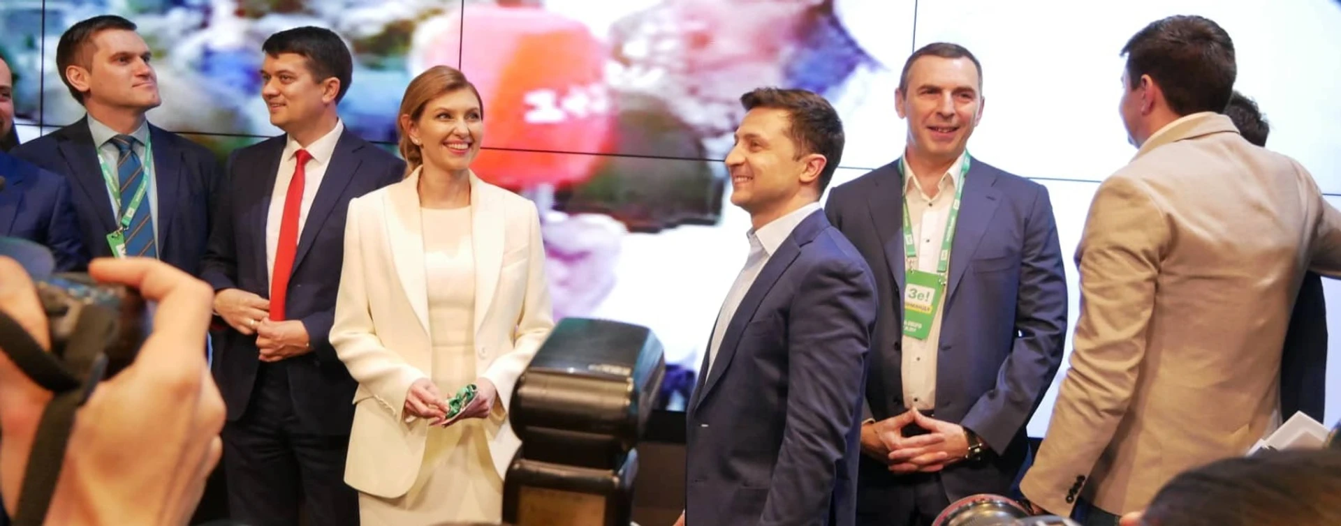 Реакция соцсетей на ЗЕпрезидента