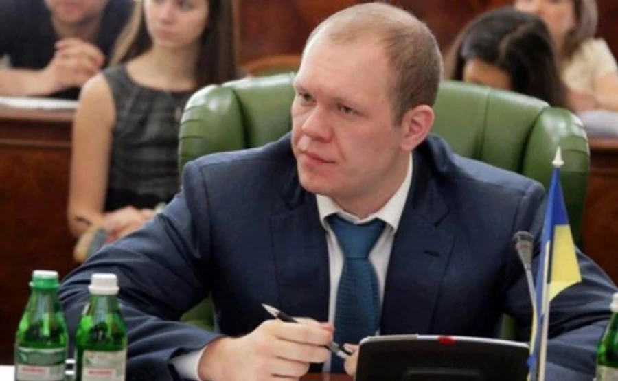 У Холодницького закрили справу проти Дзензерського, який забув про 4 млрд грн