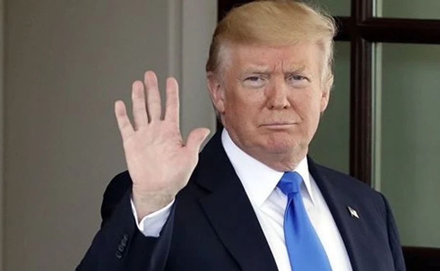 Paradise Papers разоблачили оффшорные связи 13 друзей Трампа