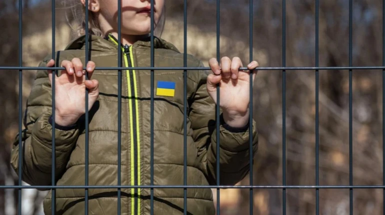 Викрадення українських дітей: ЄС запровадив нові санкції проти Росії