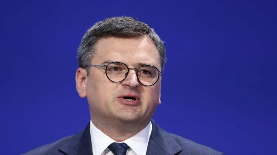 Кулеба подчеркнул партнерам, что удары по целям в России позволят быстрее закончить войну