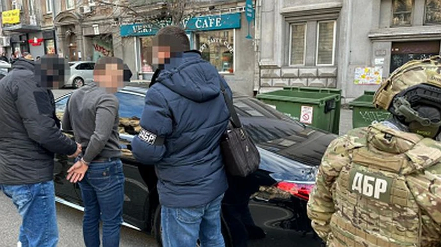 Львівському бізнесмену, який пропонував хабар ДБР, обрали запобіжний захід