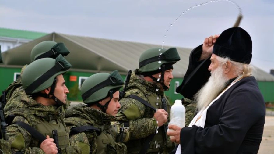 Британская разведка прокомментировала художественные десанты РФ для военных