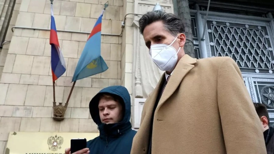 Россия выслала заместителя посла США