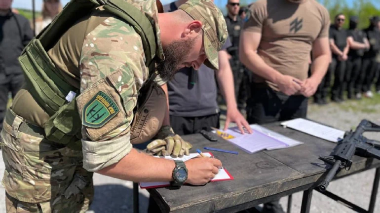 Ярош закликав побратимів бути напоготові