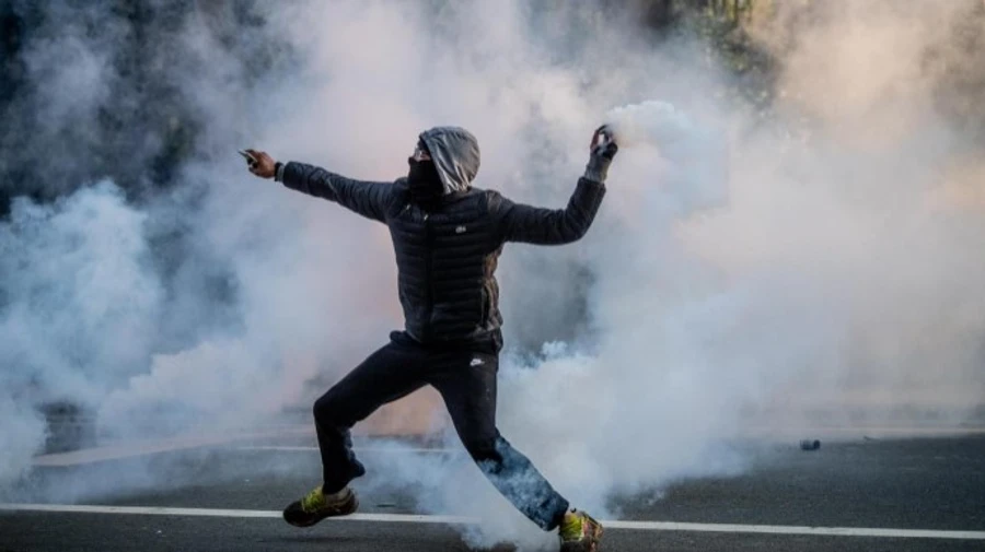 Антиковідний фестиваль у Брюсселі закінчився пораненнями та затриманнями