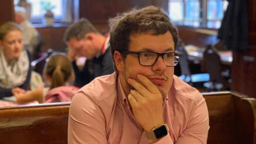 СБУ повідомила про підозру проросійському пропагандисту-експерту з каналів Медведчука