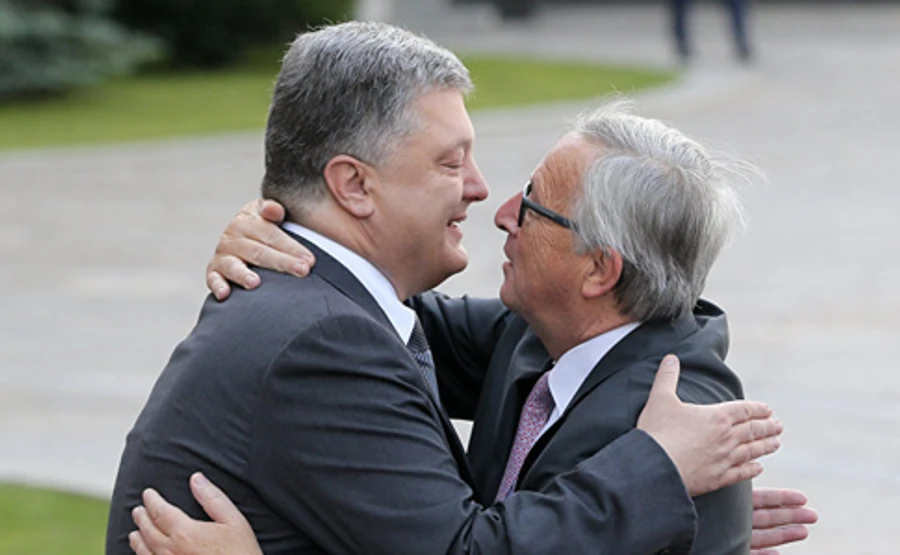 Юнкер розповів, чому не сумує за Порошенком