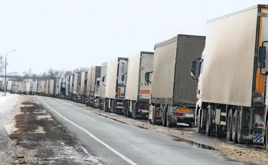 Кабмин облегчил возврат заблокированных Россией грузов