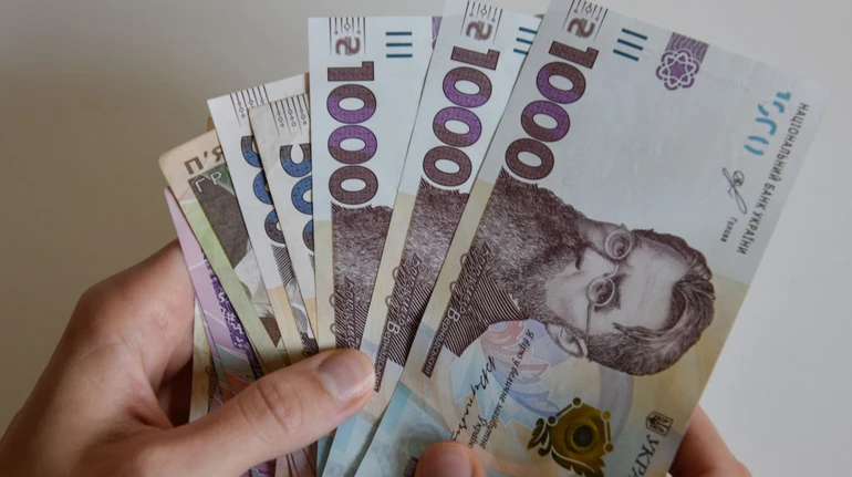 В Україні стартували виплати тисячі гривень в межах Зимової підтримки