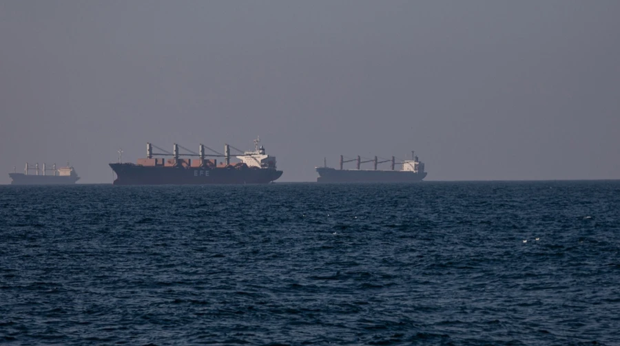 У Франції засудили до року тюрми капітана тіньового танкера РФ