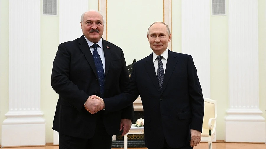 Лукашенко рассказал, как вместе с РФ будет защищаться от вымышленной агрессии против Беларуси