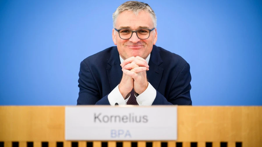 Germany vows to maintain Russia sanctions despite Trump-Putin diesel deal