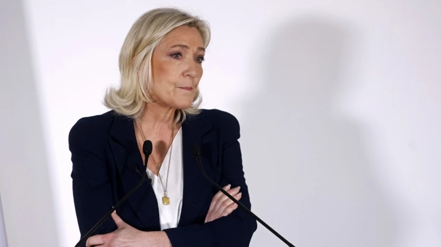Putin's friend Le Pen criticises Russia's war against Ukraine