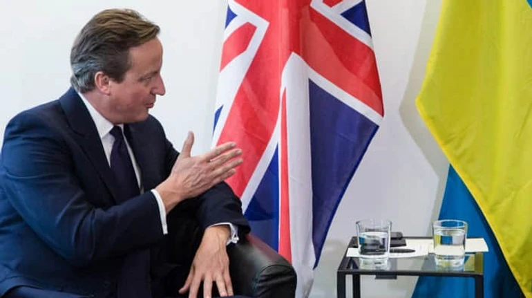 Премьер иностранных дел: Британия меняет министров и возвращает к власти Дэвида Кэмерона