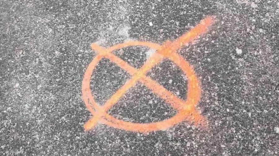 Сучасна військова техніка не здійснює наведення по мітках на стовбах і дахах – Арестович