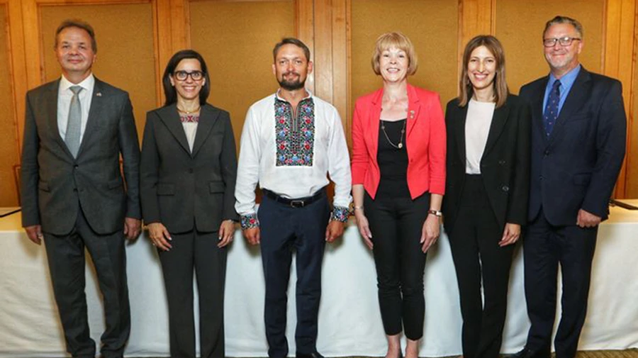 Великобритания, США и еще три страны создадут фонд в поддержку Украины