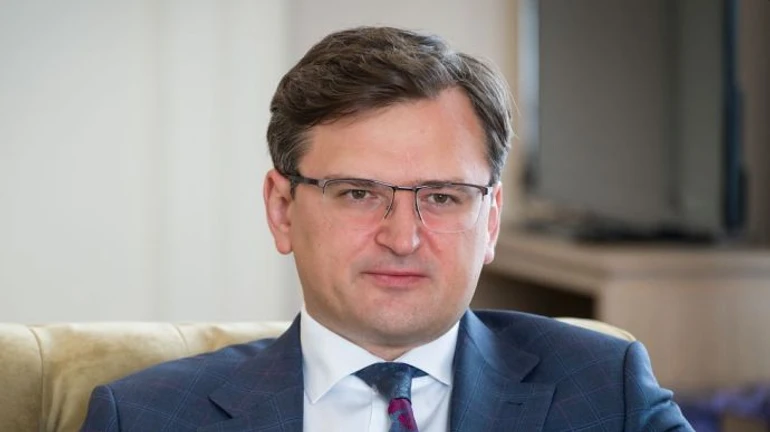 Зеленський і Путін можуть зустрітися в Криму лише за однієї умови – Кулеба