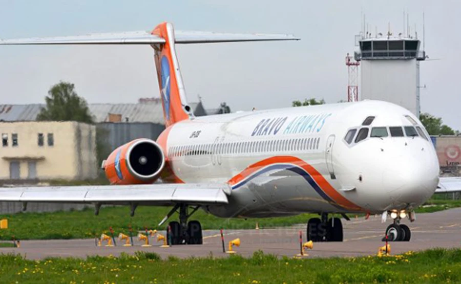 Авіаперевізник пообіцяв забрати українців з Батумі у неділю