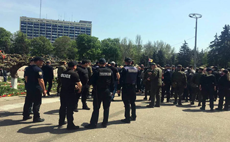 Одесса: с Куликова поля эвакуировали людей из-за минирования. Есть задержанный