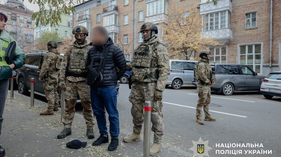 They promised to place in the OP for $100,000: a group of suspects was sent under arrest