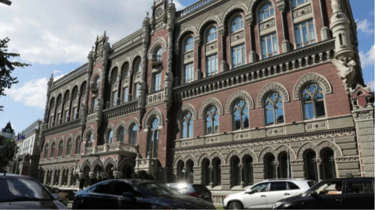 Нацбанк покарав фінустанови Лайт Фінанс та ФК Сварог Фінанс