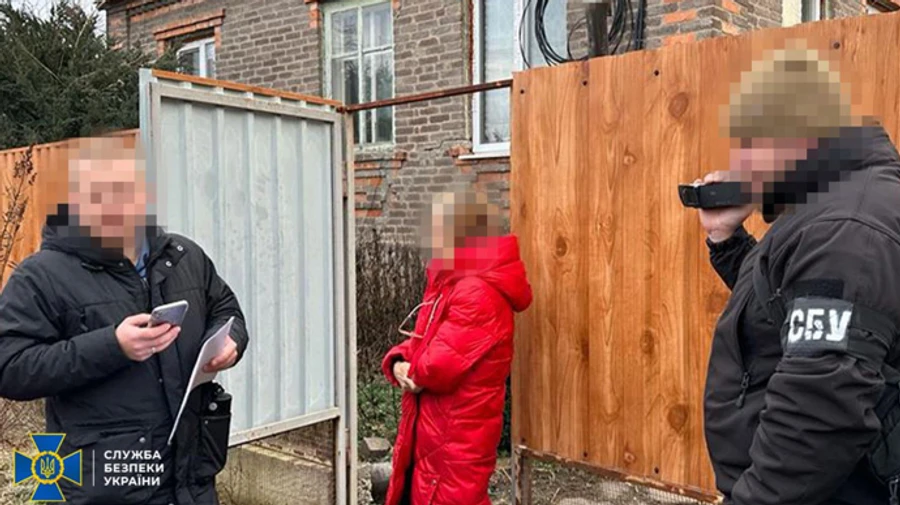 СБУ спіймала інформаторку РФ, яка передавала ФСБ дані через зв'язкового з УПЦ МП
