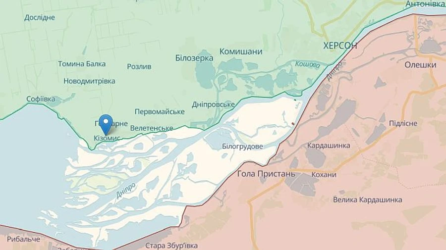 Russian forces shell Kherson Oblast village, injuring civilians