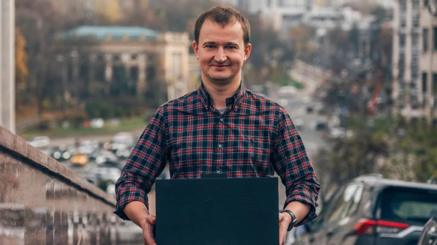 Українці зібрали 230 мільйонів на Black box для розвідки