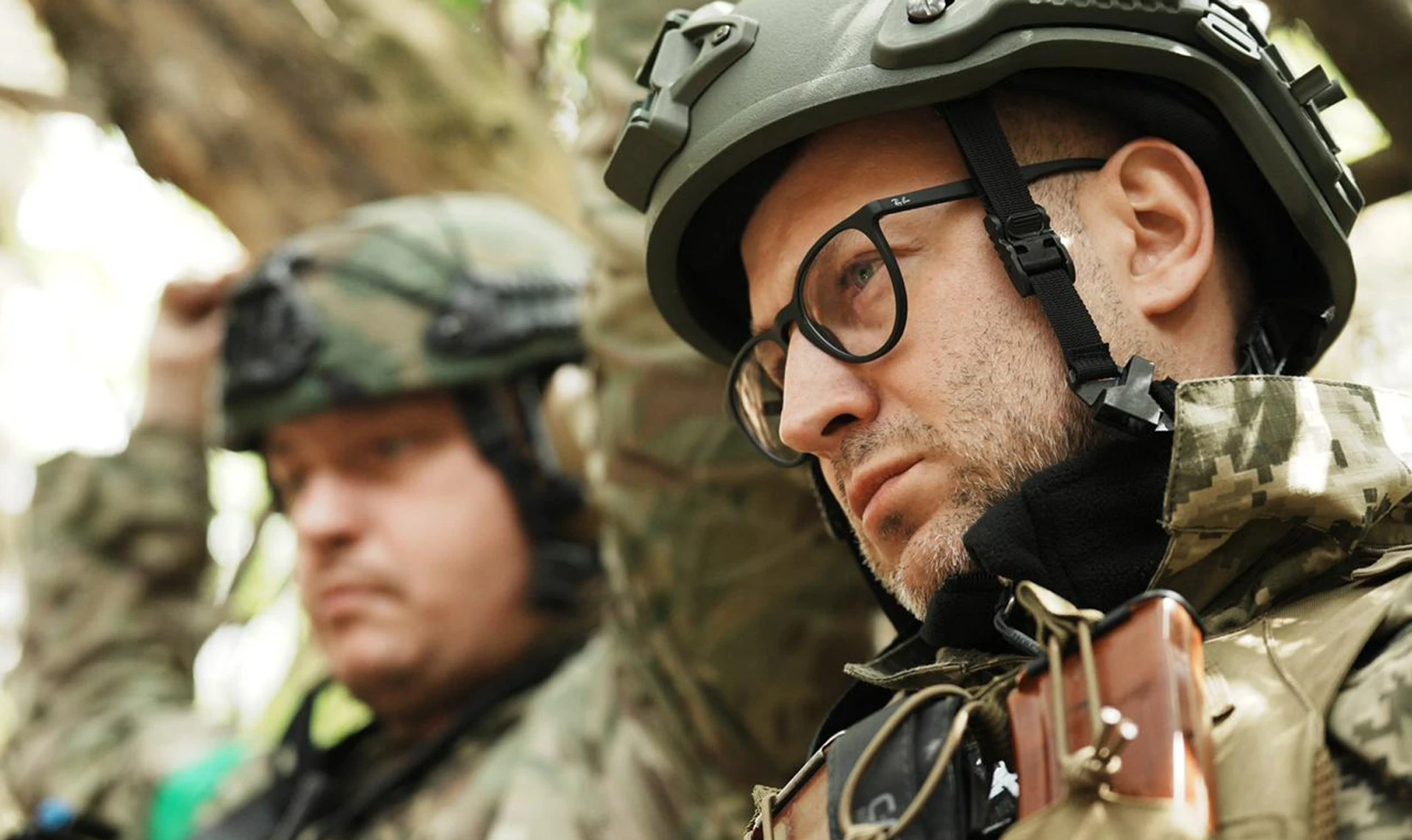 Ремарк в окопах під Херсоном. Історії солдата і кінопродюсера Володимира Яценка про страх на війні, перепрошивку нації та життя після перемоги