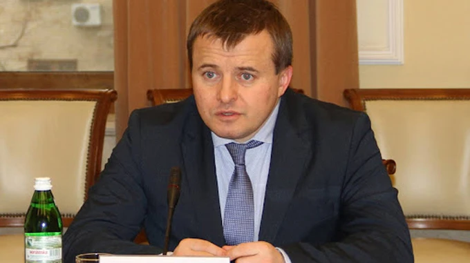 Суд дозволив затримати ексміністра Демчишина 