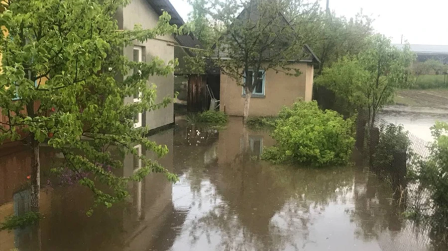 Украинцев предупредили об опасных погодных явлениях