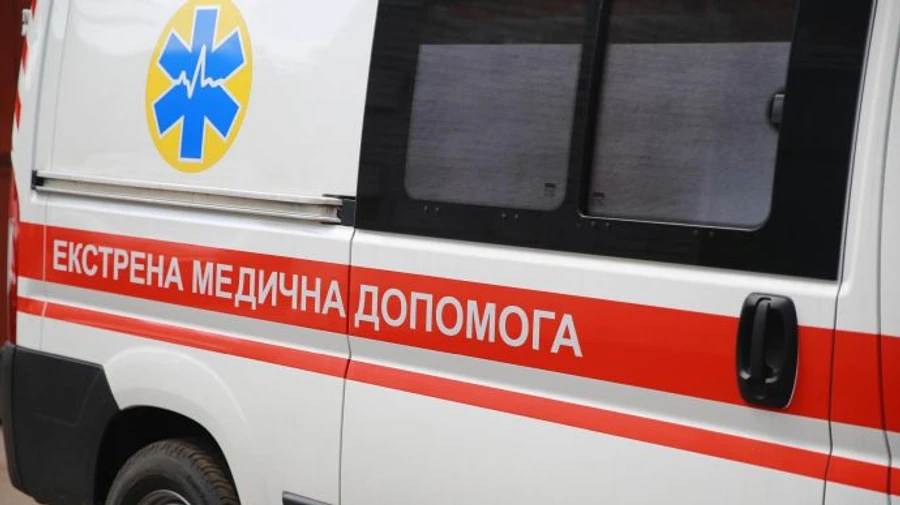 Попри зниження випадків COVID маємо пікові навантаження на екстренку – МОЗ