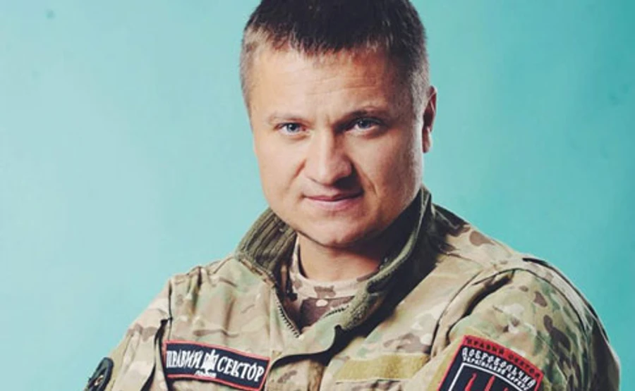 Заступник Яроша: Якщо Зеленський відведе війська, ми заведемо тисячі