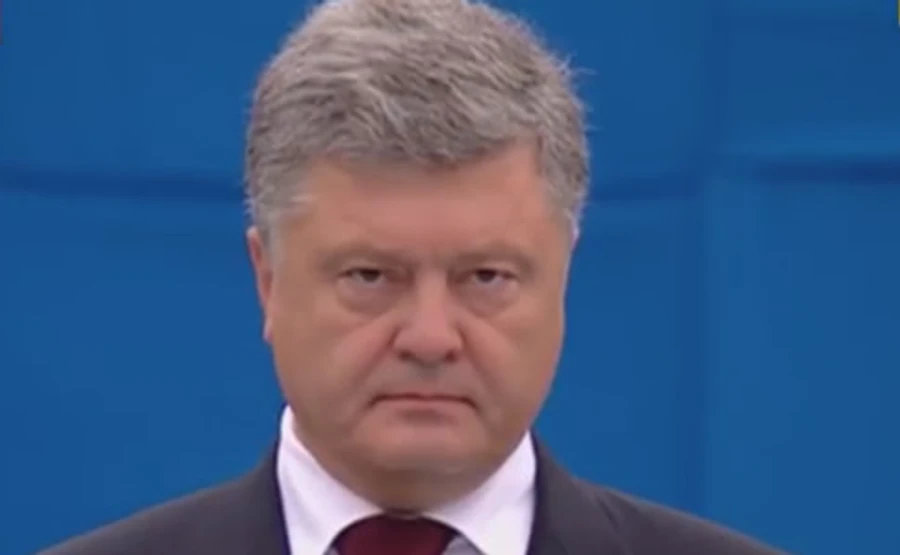 Порошенко - России: Товарищ москаль, на Украину шуток не скаль