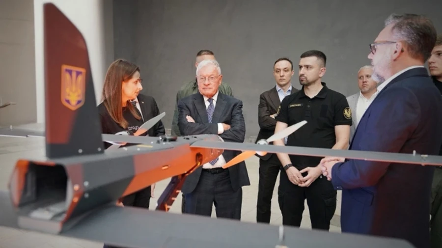 Trump's envoy Kellogg praises Ukraine's drone tech during visit to Kyiv defence base – photo