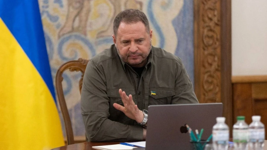 Зеленський доручив Єрмаку та його заступникам готувати щорічне звернення до Ради 