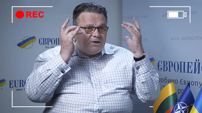 Декому приємно бачити, як Кремль повільно руйнується. Але ціна – зависока для України