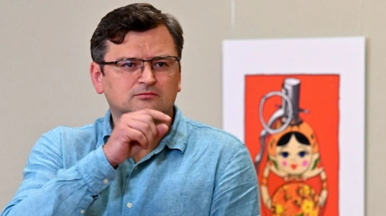 Кулеба закликав країни ЄС і G7 припинити видачу віз росіянам