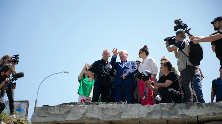 Спецпредставник ЄС з прав людини відвідав Бучу й Ірпінь