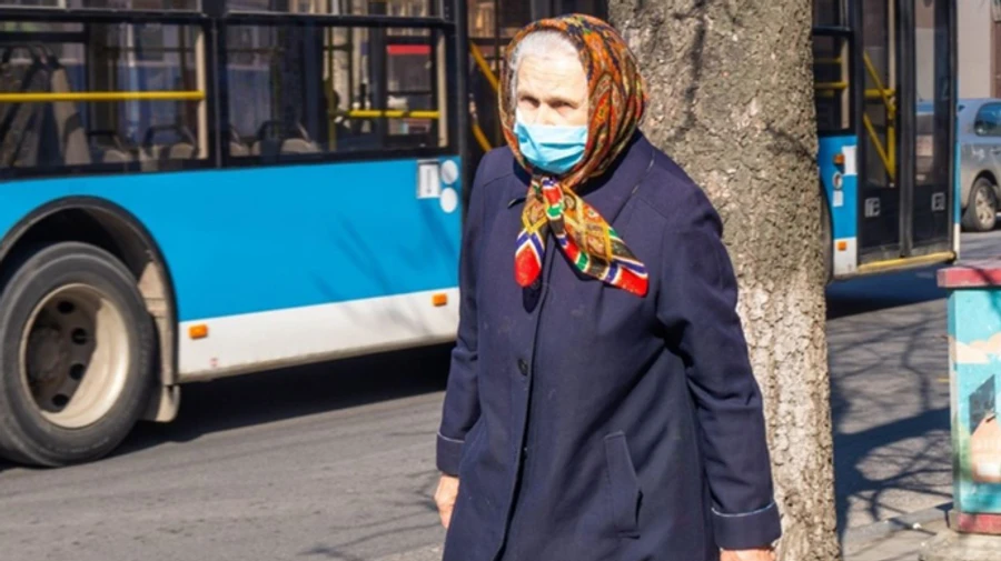 В Україні більше 8 тисяч випадків COVID-19 і понад 3 тисячі госпіталізованих